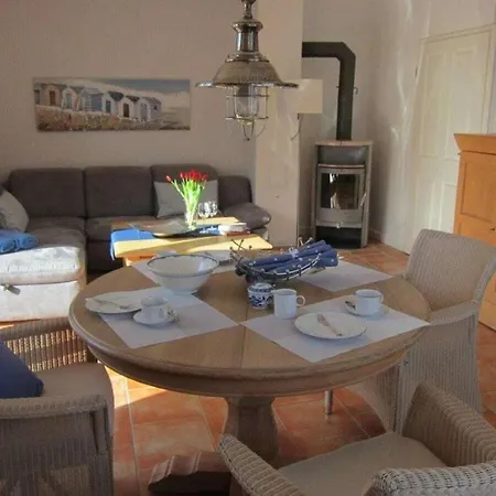 Hemmen Anna Sandbank Comfortable
